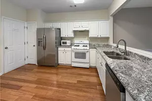 2380 Fairlie Dr, Duluth, GA 30096 - Photo 9