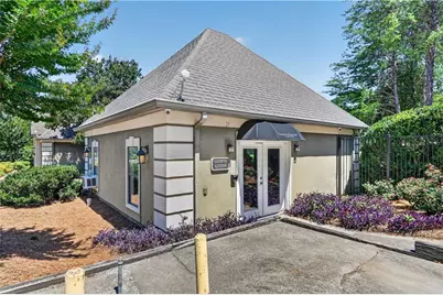 2657 Lenox Road NE #H-110, Atlanta, GA 30324 - Photo 19