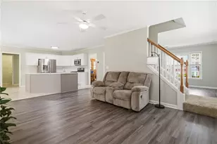 800 River Overlook Dr, Lawrenceville, GA 30043 - Photo 11