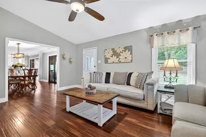 505 Wyncourtney Drive, Sandy Springs, GA 30328 - Photo 15