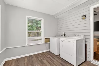 505 Wyncourtney Drive, Sandy Springs, GA 30328 - Photo 27