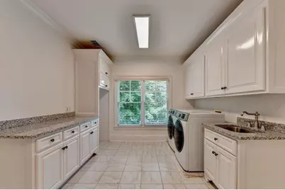 5505 Long Island Drive NW, Sandy Springs, GA 30327 - Photo 67