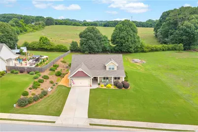 70 Glenn Trail, Winder, GA 30680 - Photo 5