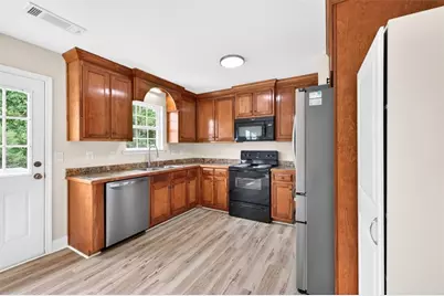 2726 Sawyer Mill Drive, Gainesville, GA 30507 - Photo 13
