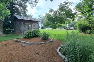 1025 Main St, Stone Mountain, GA 30083 - Photo 23