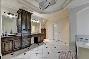 11037 Estates Cir, Alpharetta, GA 30022 - Photo 15