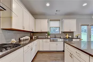 1055 Grove Valley Dr, Cumming, GA 30041 - Photo 23