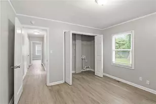 1036 Glendale Dr, Atlanta, GA 30344 - Photo 21