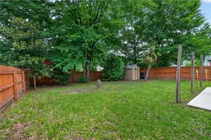 2493 Burtz St NW, Atlanta, GA 30318 - Photo 43