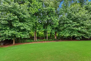 2703 Bloom Cir, Dacula, GA 30019 - Photo 33
