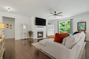 2703 Bloom Cir, Dacula, GA 30019 - Photo 7