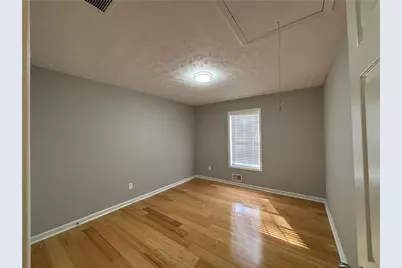 2775 Emerald Springs Drive, Lawrenceville, GA 30045 - Photo 15