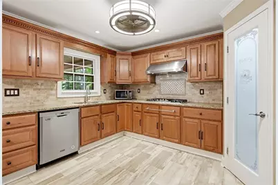 2915 Capot Court, Snellville, GA 30039 - Photo 9