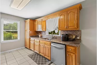 161 Hunters Trail SE, Calhoun, GA 30701 - Photo 13