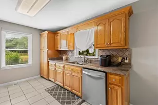 161 Hunters Trail SE, Calhoun, GA 30701 - Photo 13