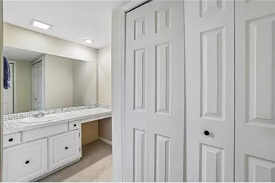 2862 Dunnington Circle, Atlanta, GA 30341 - Photo 19