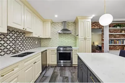 2862 Dunnington Circle, Atlanta, GA 30341 - Photo 13