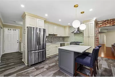 2862 Dunnington Circle, Atlanta, GA 30341 - Photo 11