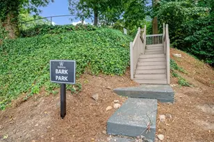 5555 Roswell Rd NE, Sandy Springs, GA 30342 - Photo 17