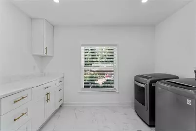 2023 Stoneleigh Drive, Stone Mountain, GA 30087 - Photo 39