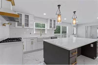 2023 Stoneleigh Drive, Stone Mountain, GA 30087 - Photo 15