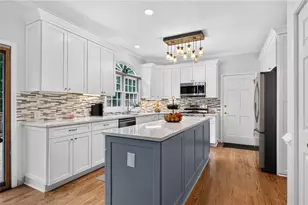 10630 Wren Ridge Rd, Johns Creek, GA 30022 - Photo 17