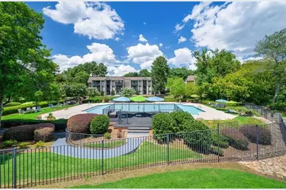 5675 Roswell Road #D, Atlanta, GA 30342 - Photo 11