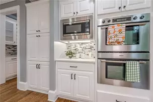 10425 High Falls Cir, Johns Creek, GA 30022 - Photo 13