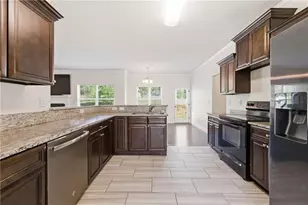 931 Overlook Path Way, Lawrenceville, GA 30045 - Photo 9