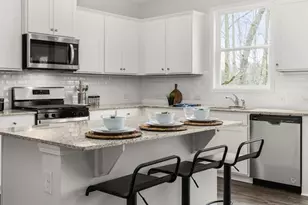 657 Lost Creek Pkwy, Dallas, GA 30132 - Photo 3