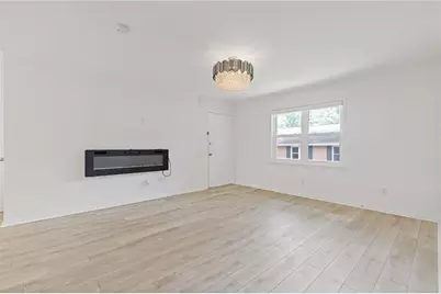 3510 Roswell Road #APT C2, Atlanta, GA 30305 - Photo 5