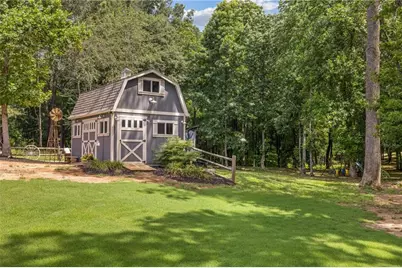 727 Brannon Holder Road, Winder, GA 30680 - Photo 11
