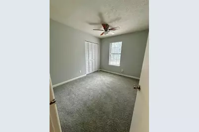 824 Greenhedge Drive, Stone Mountain, GA 30088 - Photo 13
