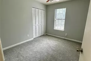 824 Greenhedge Dr, Stone Mountain, GA 30088 - Photo 13