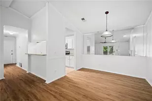 530 Warm Springs Cir, Roswell, GA 30075 - Photo 5