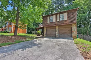5409 Biffle Downs Rd, Stone Mountain, GA 30088 - Photo 3