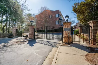 941 Persimmon Point, Atlanta, GA 30328 - Photo 21