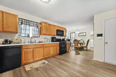 6285 Sayler Park, Lithonia, GA 30058 - Photo 3