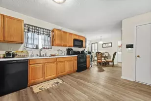 6285 Sayler Park, Lithonia, GA 30058 - Photo 3