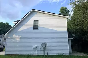 6285 Sayler Park, Lithonia, GA 30058 - Photo 7