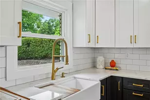 5638 Sherrell Dr, Atlanta, GA 30342 - Photo 5