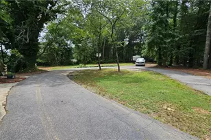 1581 Lost Mountain Rd, Powder Springs, GA 30127 - Photo 47