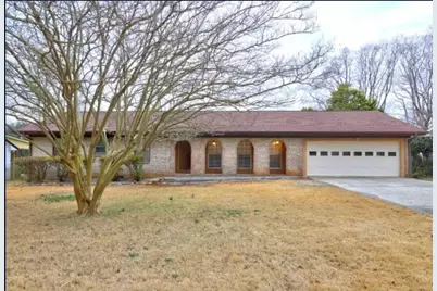 457 Castleaire Drive SW, Stone Mountain, GA 30087 - Photo 3