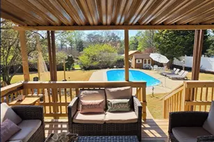 457 Castleaire Dr SW, Stone Mountain, GA 30087 - Photo 1