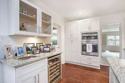 3873 Land O Lakes Drive NE, Atlanta, GA 30342 - Photo 15