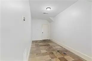 1096 Victoria St NE, Atlanta, GA 30319 - Photo 57