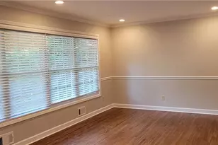 2497 Wentworth Dr NE, Atlanta, GA 30345 - Photo 9