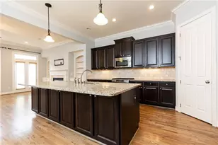 3664 Brookhaven Manor Crossing NE, Atlanta, GA 30305 - Photo 27