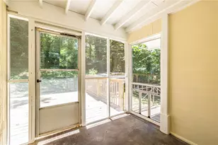 1909 Lisbon Dr SW, Atlanta, GA 30310 - Photo 23