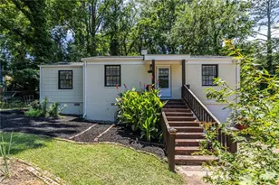 1909 Lisbon Dr SW, Atlanta, GA 30310 - Photo 1